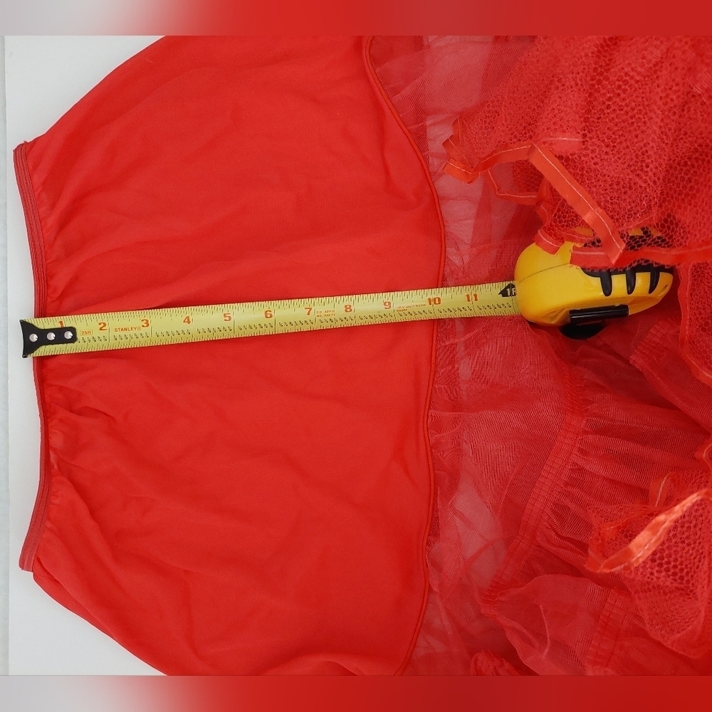 Vintage RED Petticoat - Picture 8 of 8